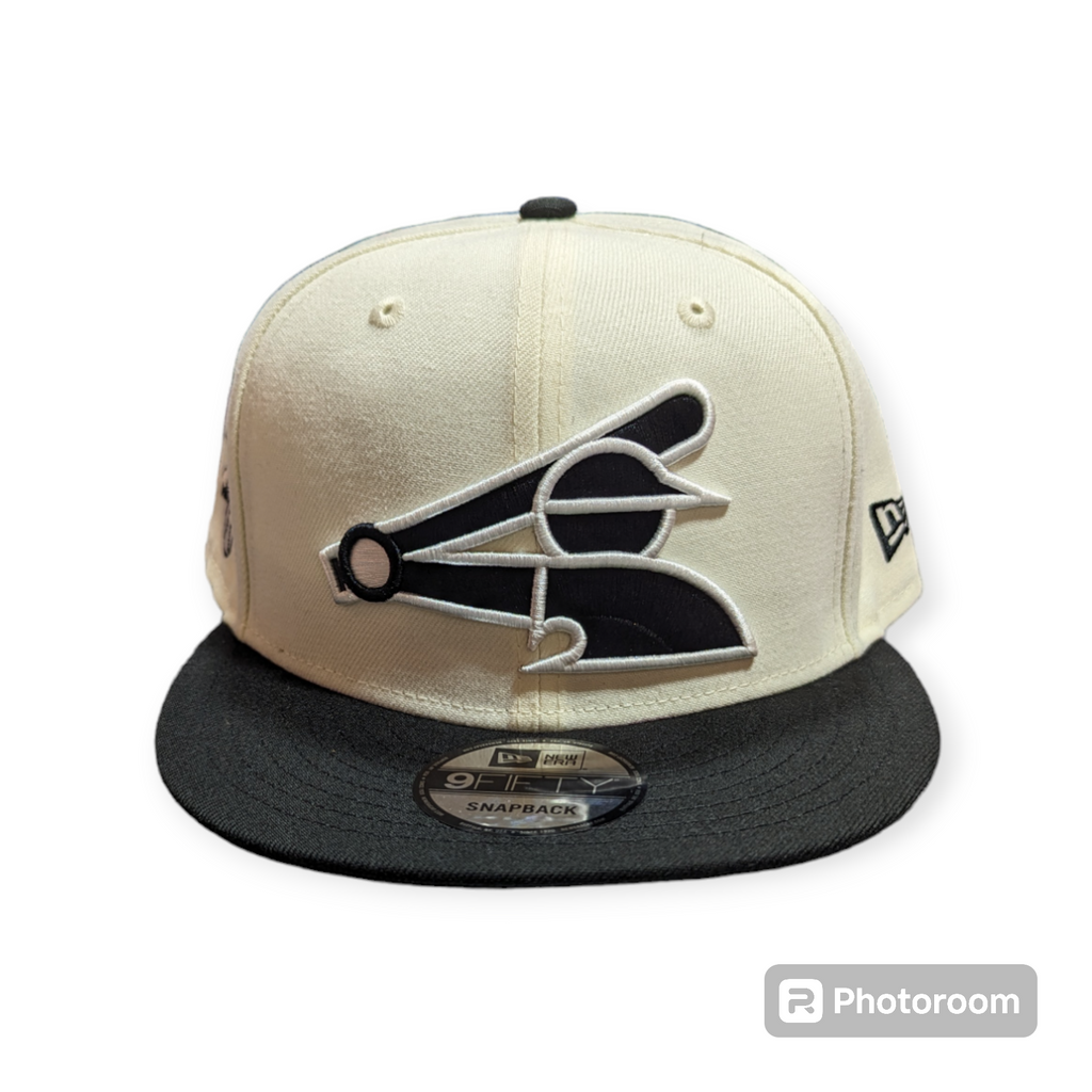 Chicago White Sox New Era Batterman 2 Tone Chrome/Black 9FIFTY Snapback Adjustable Hat product image 7, provided for visual