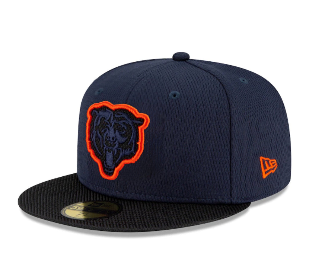 Chicago Bears New Era Navy/Black 2021 NFL Sideline Road 59FIFTY Fitted Hat for Men product image 1, provided for visual