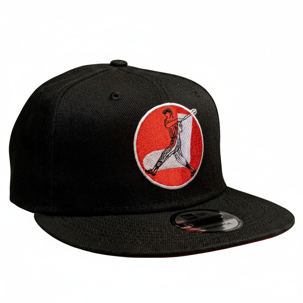 Mens Chicago White Sox New Era Black Cooperstown Collection 1960-1972 Logo 9FIFTY Snapback Hat product image 1, provided for