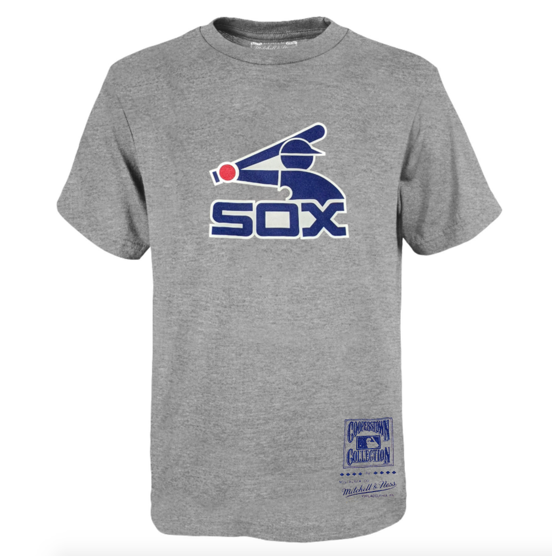 Youth Chicago White Sox Mitchell and Ness Heather Gray Retro Logo T-Shirt product image 1, provided for visual reference and