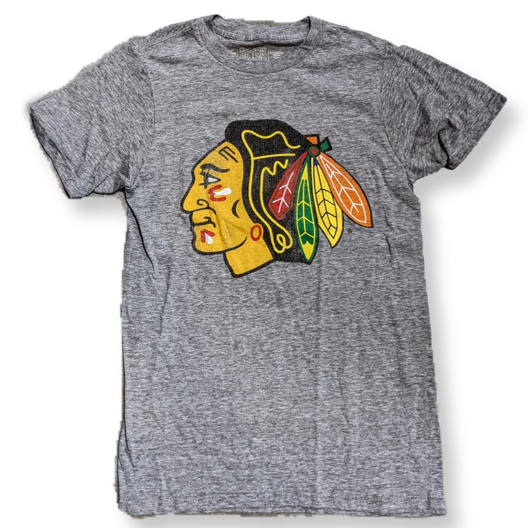 Chicago Blackhawks Retro Brand Gray Distressed Primary Logo Short Sleeve T-Shirt for Men product image 1, provided for
