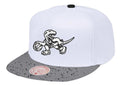 Toronto Raptors NBA Cement Top HWC Mitchell & Ness Snapback Hat for Men product image 1, provided for visual reference and