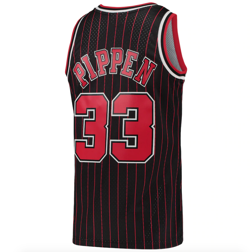 Mitchell & Ness Scottie Pippen Black Chicago Bulls Hardwood Classics 1995-96 Swingman Jersey for Men product image 3,