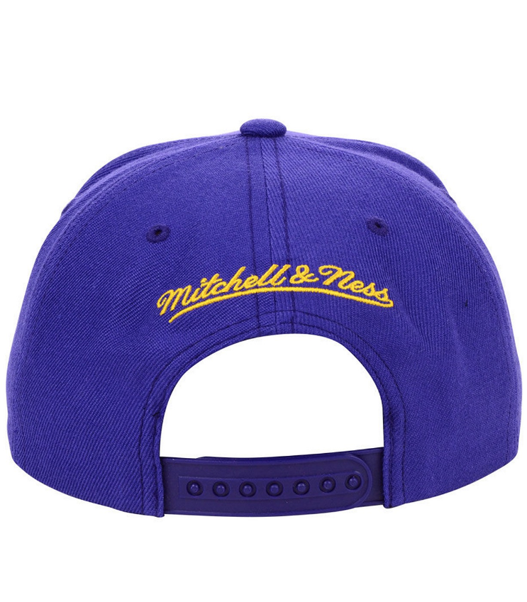 Mens NBA Los Angeles Lakers Purple/Gold Wool 2 Tone Snapback Hat By Mitchell And Ness product image 2, provided for visual