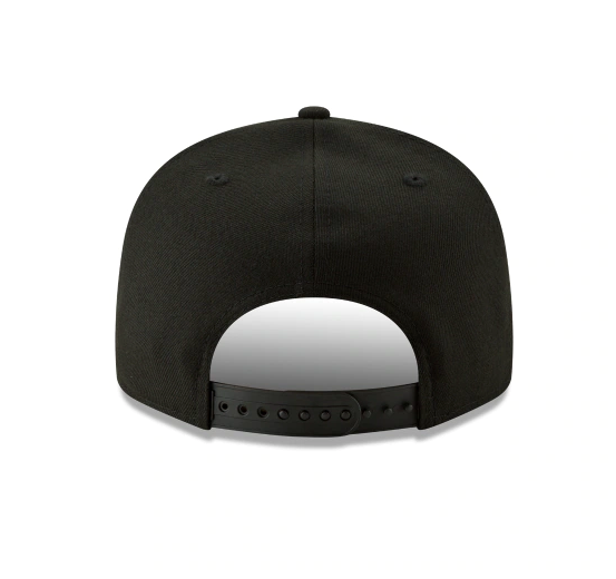 Chicago Bears New Era Black On Black Primary Logo Basic 9FIFTY Adjustable Hat - Black product image 6, provided for visual