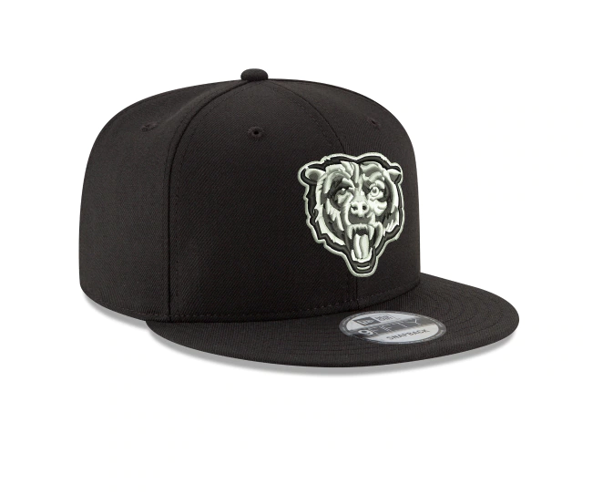 Chicago Bears New Era Black and White 9FIFTY Adjustable Hat - Black product image 3, provided for visual reference and