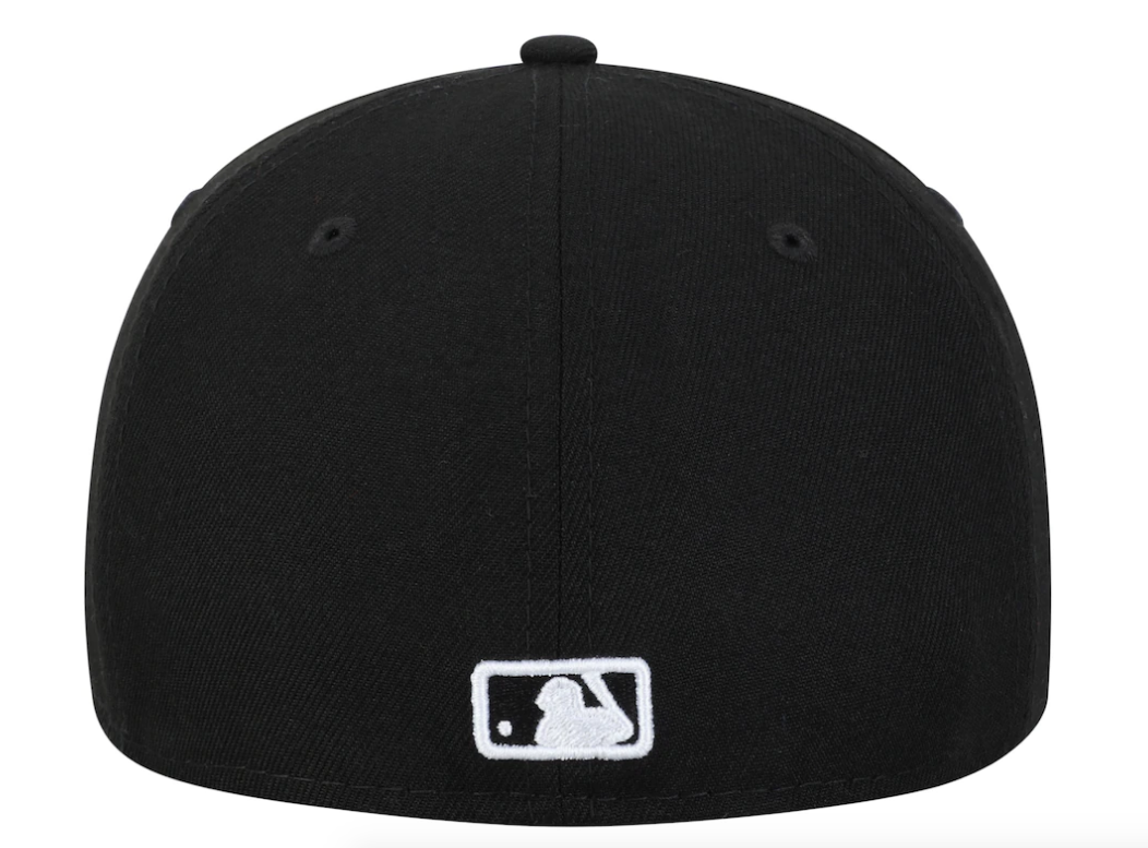 New Era Chicago White Sox B-Dub 59Fifty Black Fitted Hat for Men product image 4, provided for visual reference and product