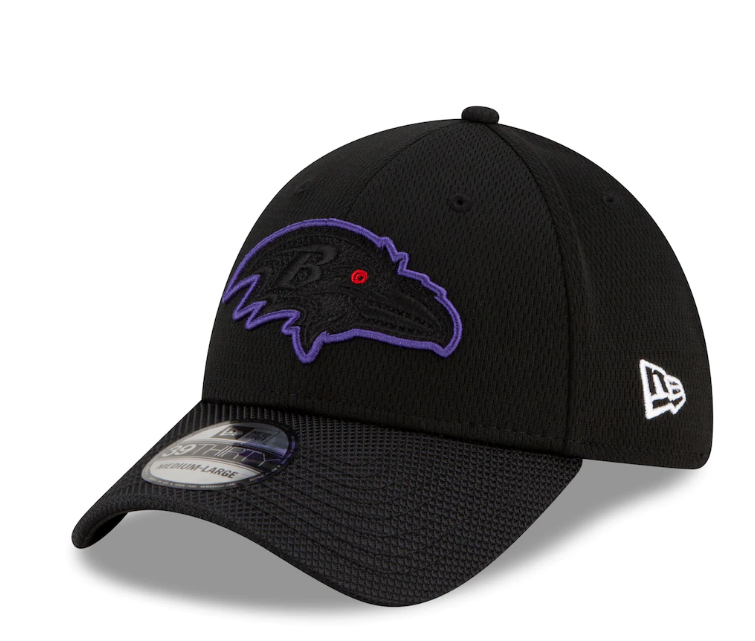 Baltimore Ravens New Era Black 2021 NFL Sideline Road 39THIRTY Flex Hat for Men product image 1, provided for visual