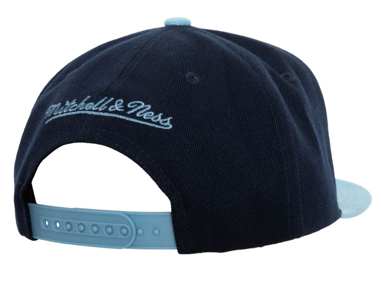 Memphis Grizzlies Mitchell & Ness Core Basic Adjustable Snapback Hat for Men product image 2, provided for visual reference
