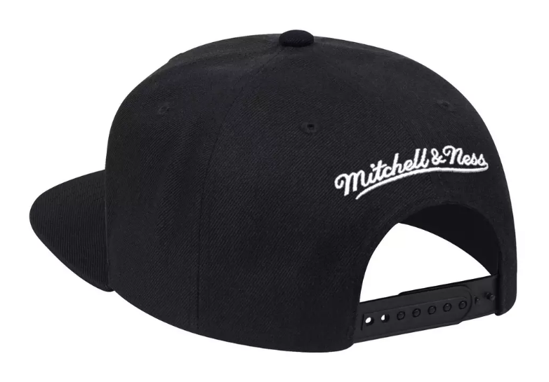 Brooklyn Nets Mitchell & Ness Core Basic Snapback Hat - Black/Gray for Men product image 4, provided for visual reference