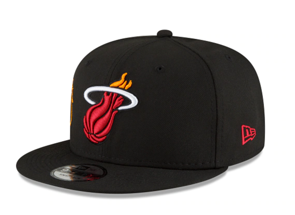 Mens Miami Heat NBA 2022 Back Half New Era Black 9FIFTY Snapback Hat product image 3, provided for visual reference and