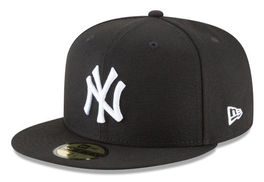 New York Yankees Black and White 59Fifty Fitted Hat product image 1, provided for visual reference and product detail review