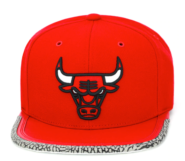 Chicago Bulls Day 3 Red/ Concrete Gray Mitchell & Ness Snapback Hat product image 1, provided for visual reference and