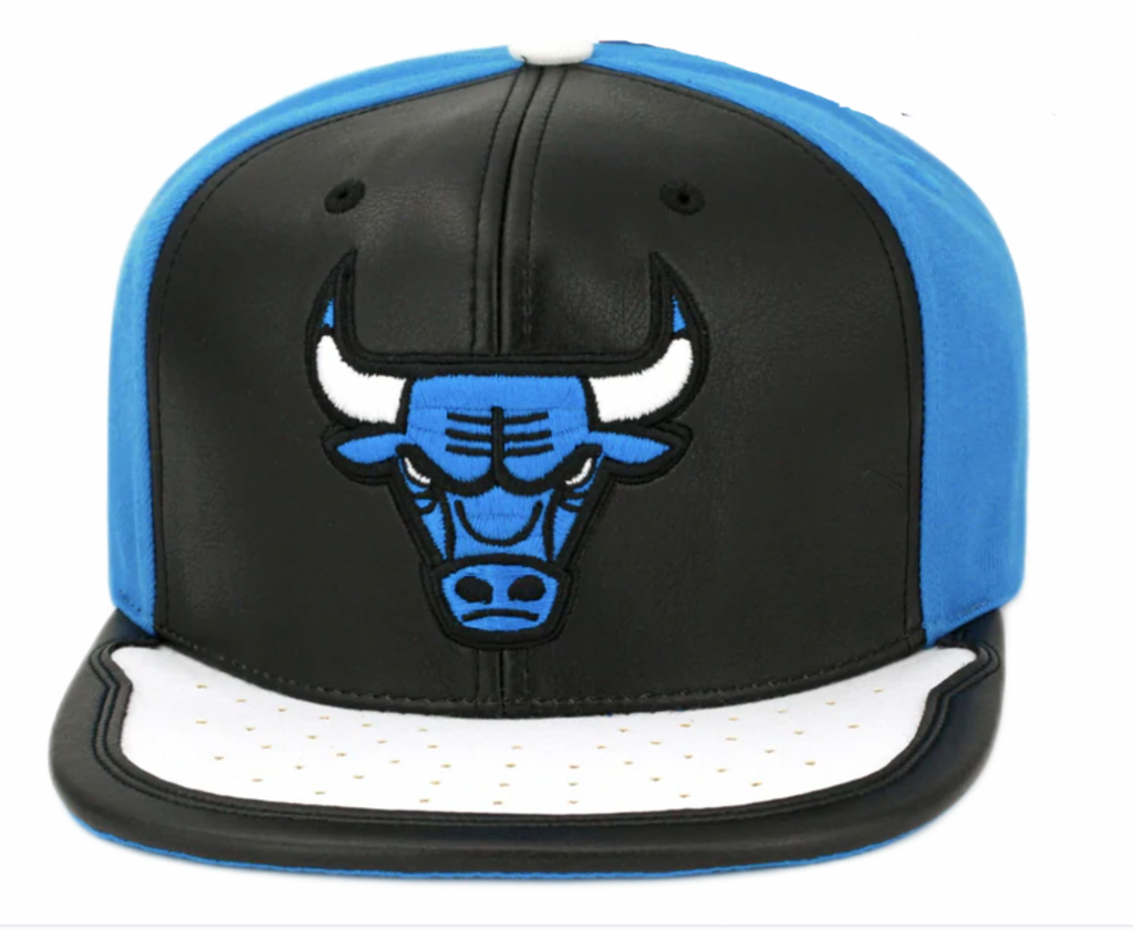 Chicago Bulls Day One Black/Blue/White Mitchell & Ness Snapback Hat product image 1, provided for visual reference and