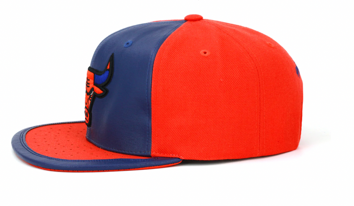 Chicago Bulls Day One Knicks Orange/Navy Mitchell & Ness Snapback Hat product image 3, provided for visual reference and