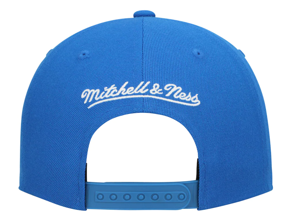 Dallas Mavericks Ground 2.0 Mitchell & Ness Snapback Hat product image 2, provided for visual reference and product detail