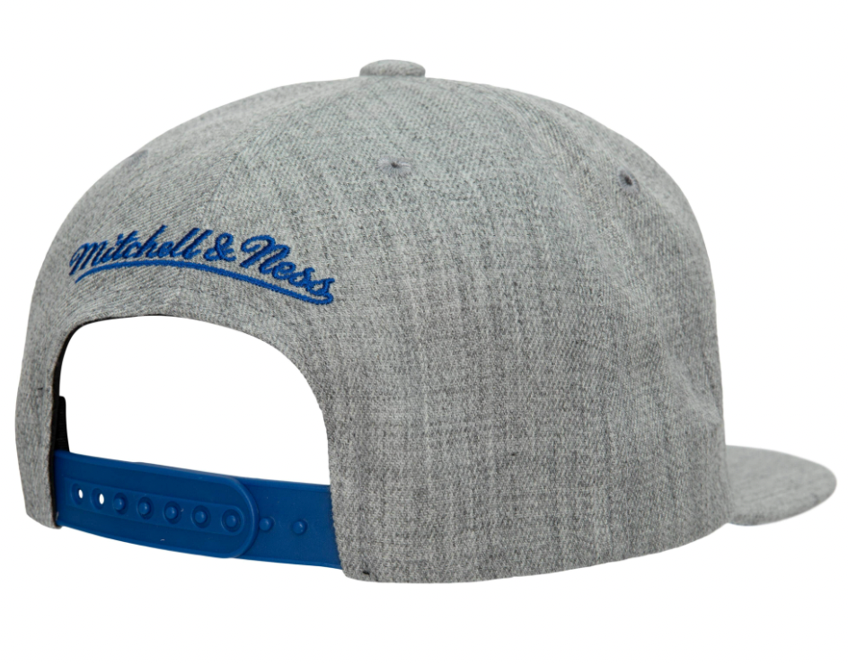 Philadelphia 76ers Gray Heather 2.0 Mitchell & Ness Snapback Hat product image 2, provided for visual reference and product
