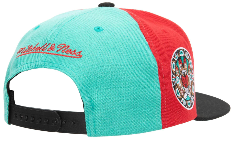 Vancouver Grizzlies NBA On The Block Mitchell & Ness Snapback Hat product image 2, provided for visual reference and product