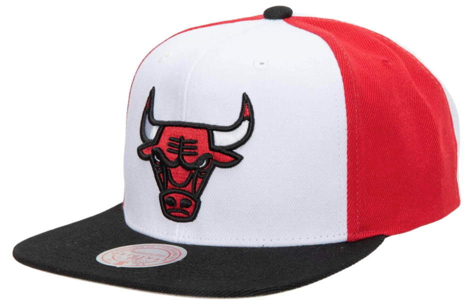 Chicago Bulls NBA On The Block Mitchell & Ness Snapback Hat product image 1, provided for visual reference and product