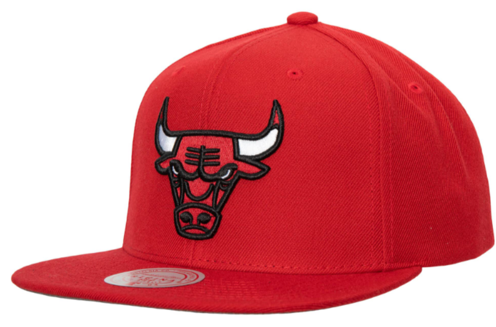 Mitchell & Ness Chicago Bulls Core Red Adjustable Snapback Hat for Men product image 1, provided for visual reference and