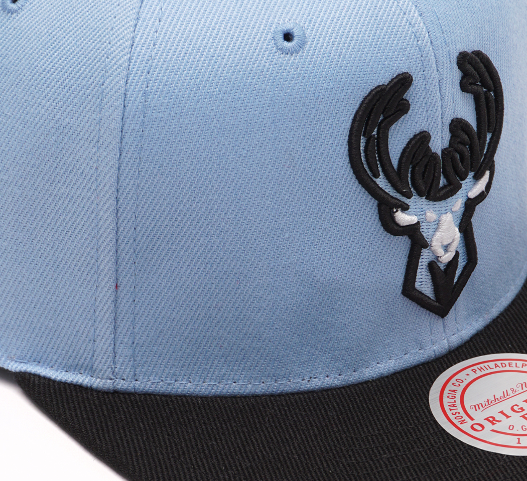 Milwaukee Bucks Mitchell & Ness University Away 2 Tone Snapback Hat for Men product image 2, provided for visual reference