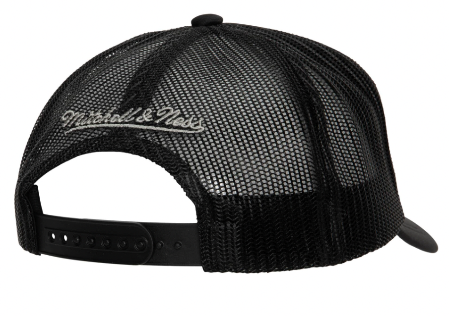 Mens Brooklyn Nets NBA Puff The Magic Trucker Mitchell & Ness Snapback Hat product image 2, provided for visual reference