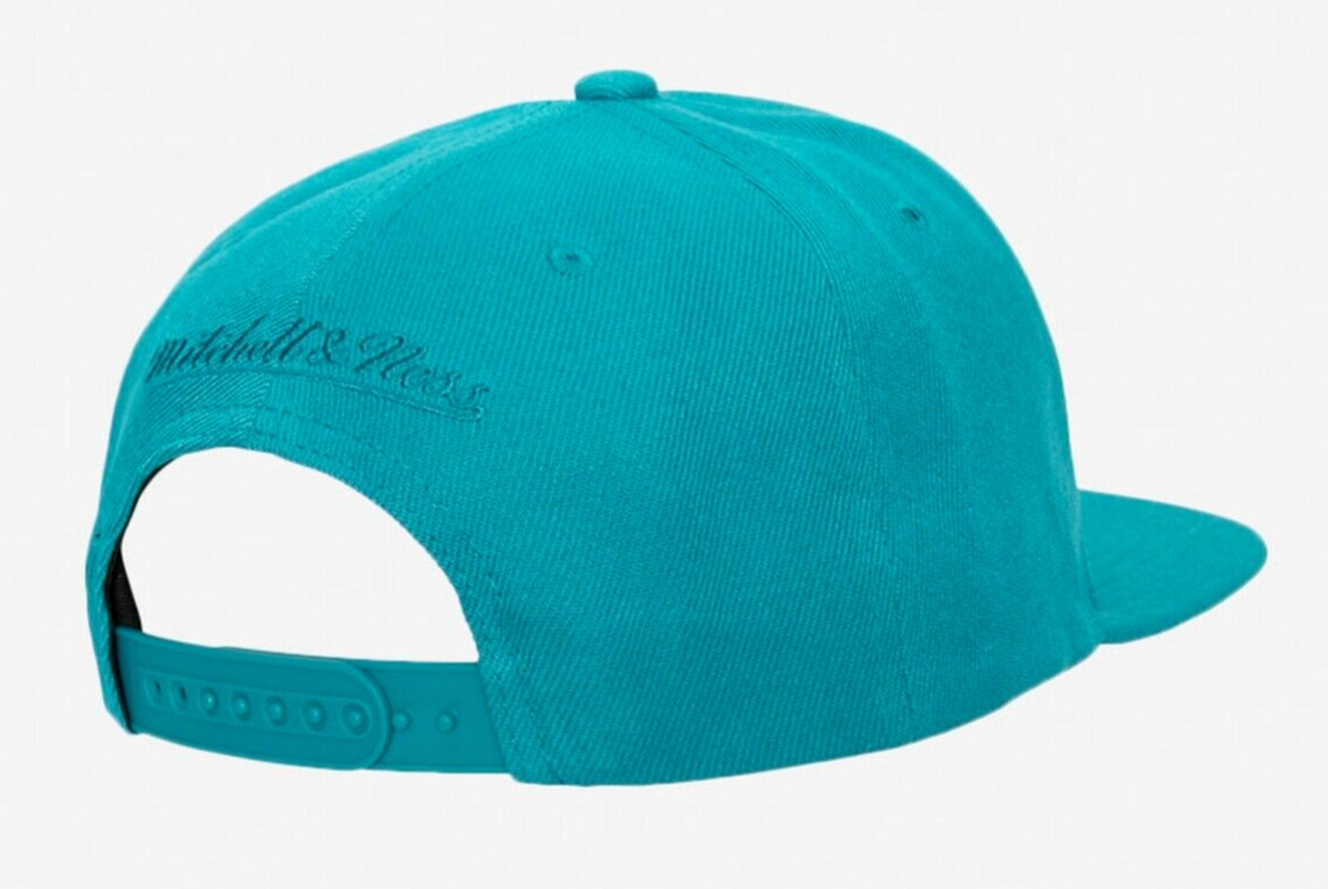 Charlotte Hornets Mitchell & Ness Tonal Eclipse Snapback Hat- Teal product image 2, provided for visual reference and