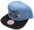 Charlotte Hornets Mitchell & Ness NBA University Away 2 Tone HWC Snapback Hat for Men product image 1, provided for visual