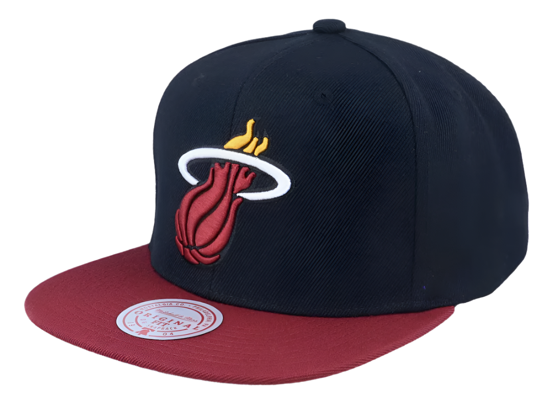 Miami Heat Mitchell & Ness NBA Core Basic Black/Maroon Snapback Hat for Men product image 1, provided for visual reference