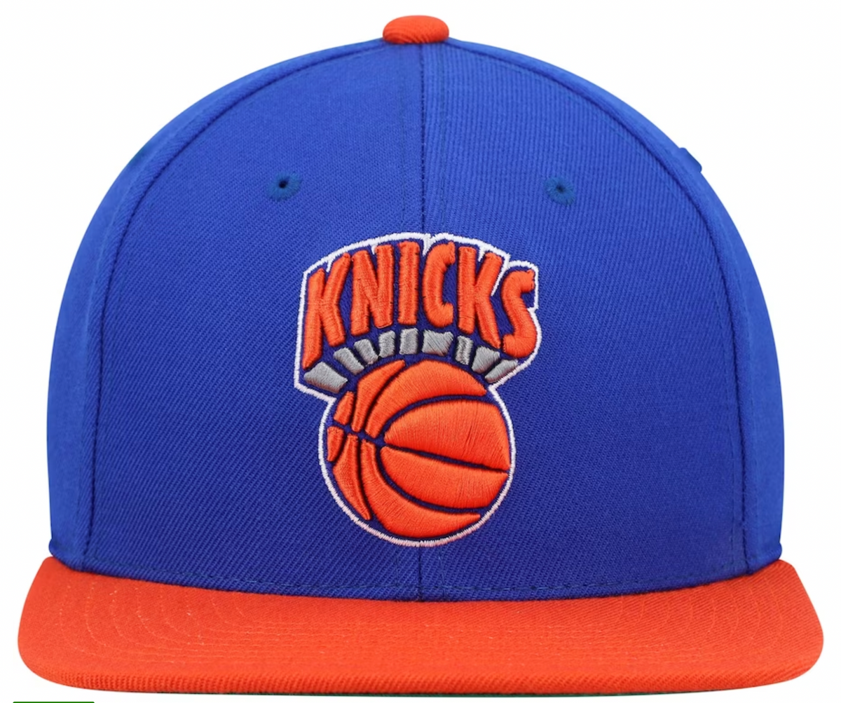 New York Knicks Mitchell & Ness NBA 2-Tone 2.0 Snapback Hat for Men product image 2, provided for visual reference and