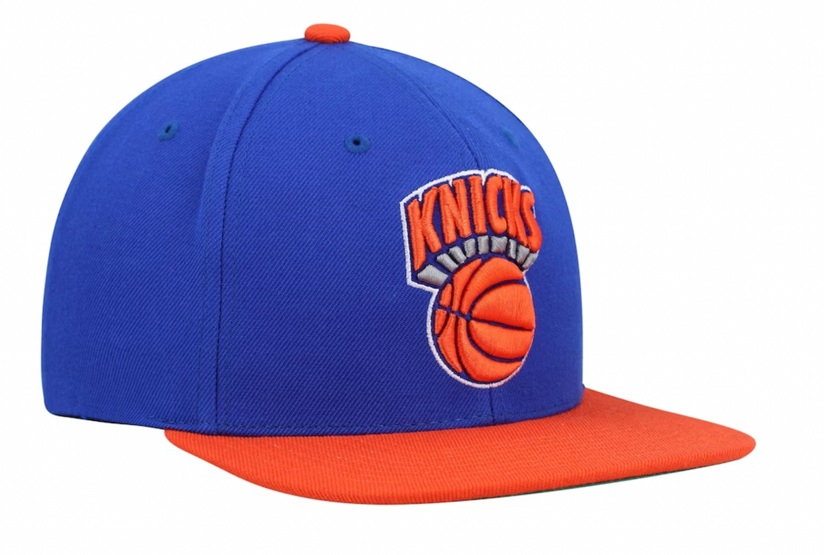 New York Knicks Mitchell & Ness NBA 2-Tone 2.0 Snapback Hat for Men product image 3, provided for visual reference and