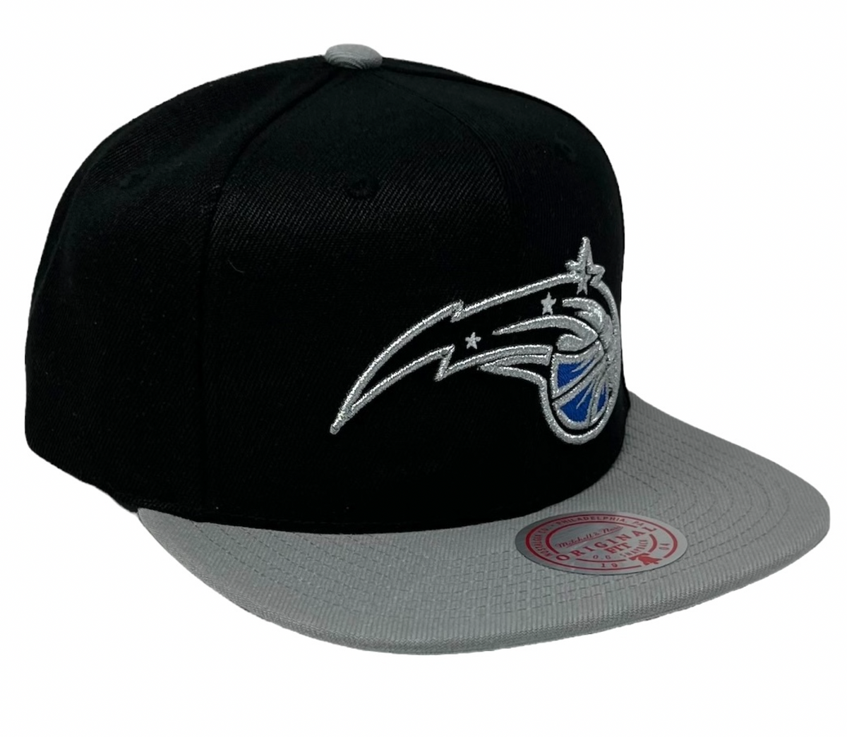 Mitchell & Ness Orlando Magic Basic Core 2-Tone Snapback Adjustable Hat for Men product image 3, provided for visual