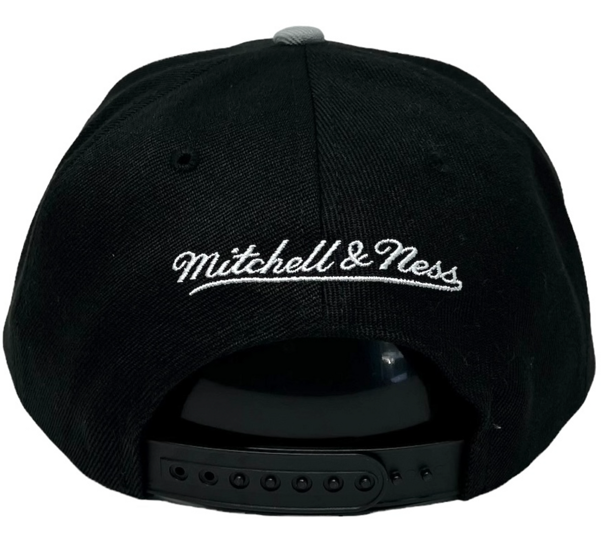 Mitchell & Ness Orlando Magic Basic Core 2-Tone Snapback Adjustable Hat for Men product image 4, provided for visual