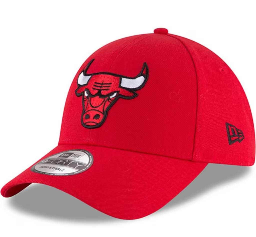 Chicago Bulls New Era The League Red 9FORTY Adjustable Hat product image 1, provided for visual reference and product detail