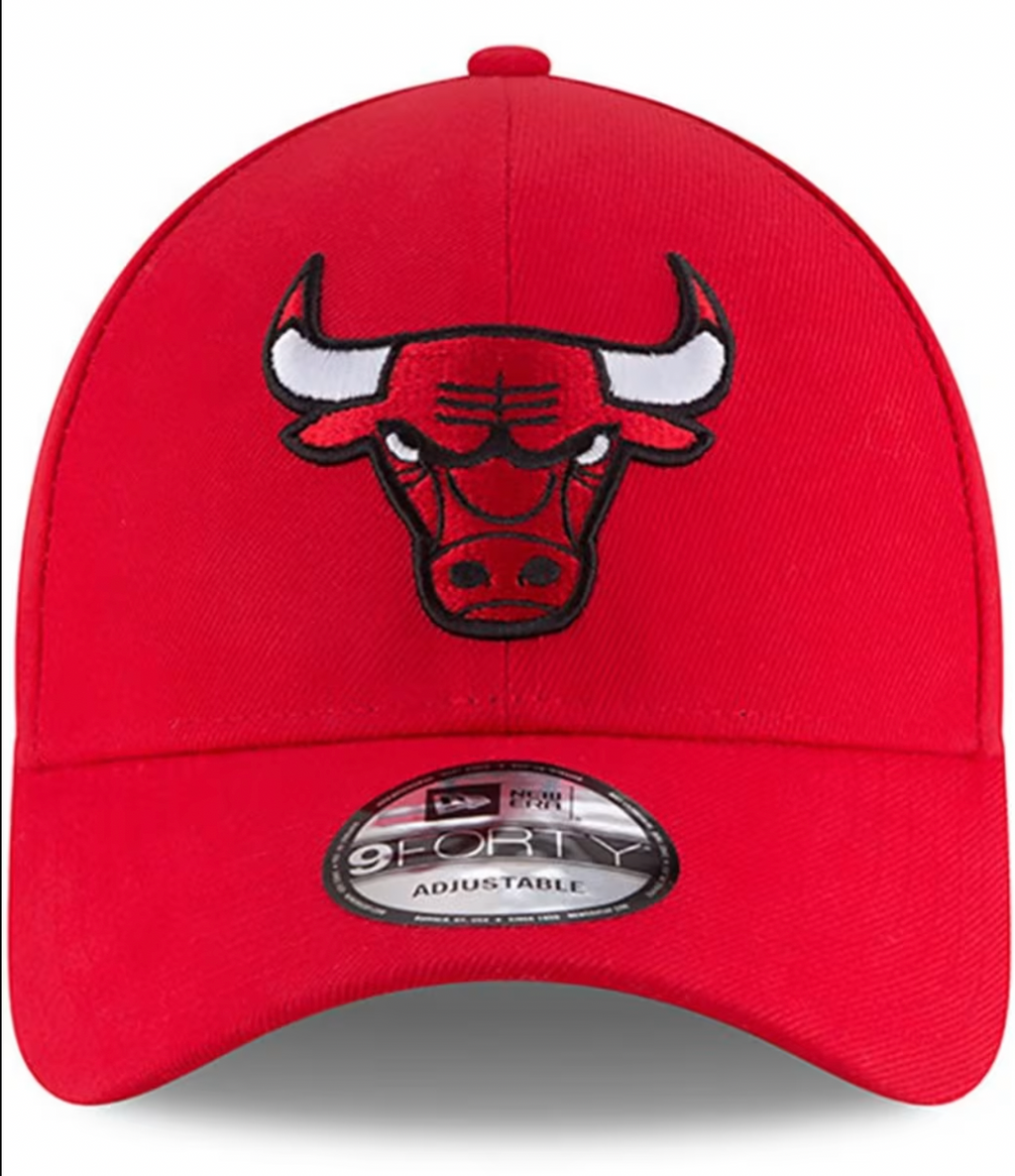 Chicago Bulls New Era The League Red 9FORTY Adjustable Hat product image 2, provided for visual reference and product detail