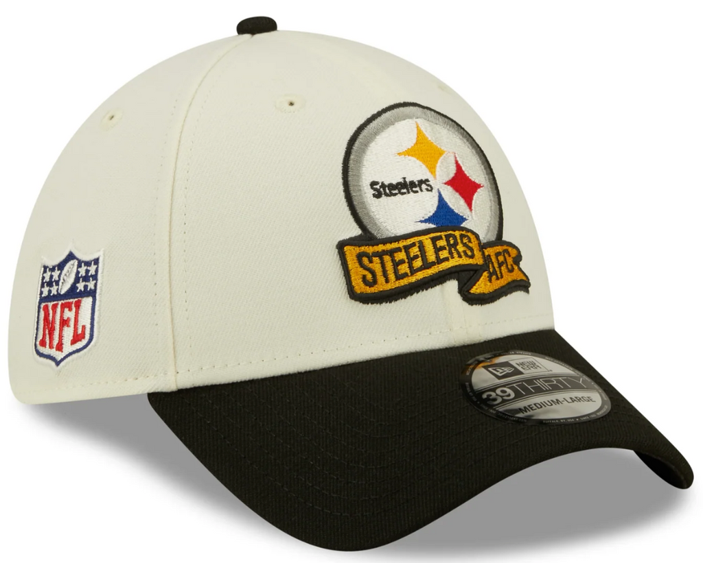 Pittsburgh Steelers New Era Cream/Black 2022 Sideline 39THIRTY Flex Hat for Men product image 1, provided for visual