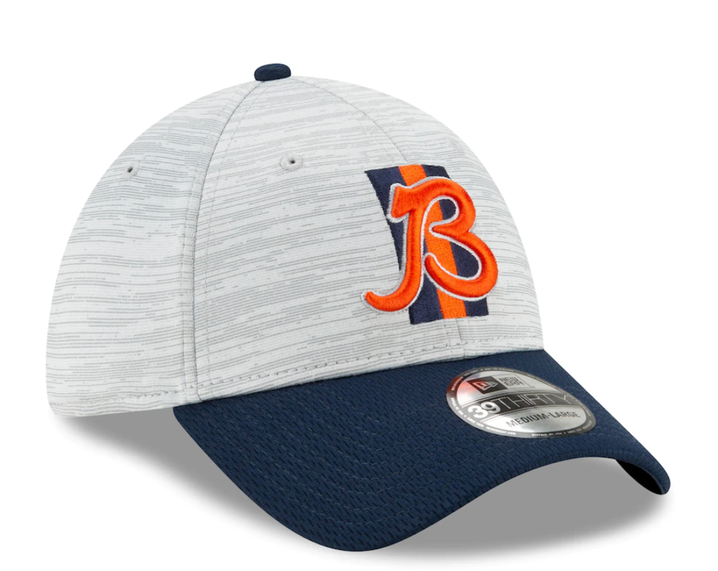 Chicago Bears "B" Logo 2021 Training Camp On Field Gray/Navy New Era 39THIRTY Flex Fit Hat product image 3, provided for