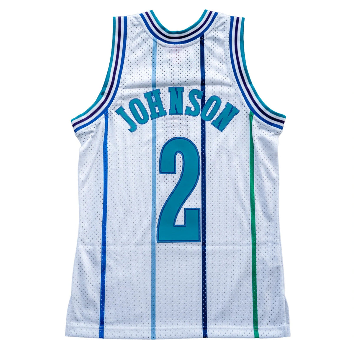 Mitchell & Ness Larry Johnson Charlotte Hornets White 1992-93 Hardwood Classics Swingman Jersey for Men product image 3,