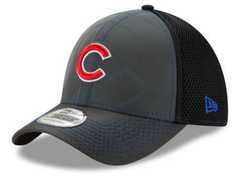 Chicago Cubs Flashed Front Neo 2 39THIRTY Flex Fit Hat By New Era product image 1, provided for visual reference and product