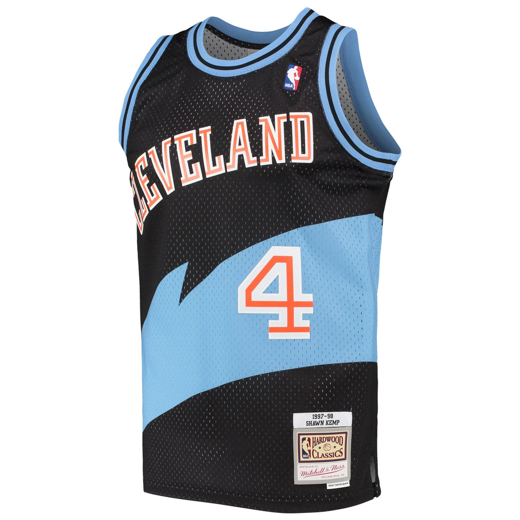 Cleveland Cavaliers Shawn Kemp Mitchell & Ness Black 1997-98 Hardwood Classics Swingman Jersey for Men product image 2,