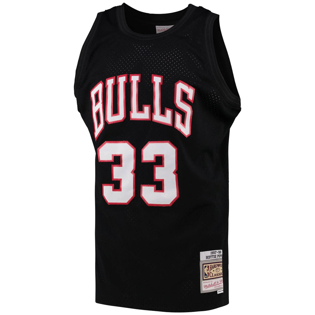 Chicago Bulls Scottie Pippen Black Team Color Swingman Jersey by Mitchell & Ness for Men product image 2, provided for