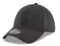 Chicago White Sox New Era Blackout Tonal 39THIRTY Flex Fit Cap product image 1, provided for visual reference and product