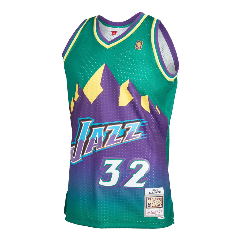 Mitchell & Ness Karl Malone Green Utah Jazz 1996-97 Hardwood Classics Reload 2.0 Swingman Jersey for Men product image 2,