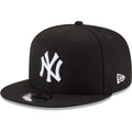 New York Yankees New Era Black & White 9FIFTY Snapback Hat for Men product image 1, provided for visual reference and
