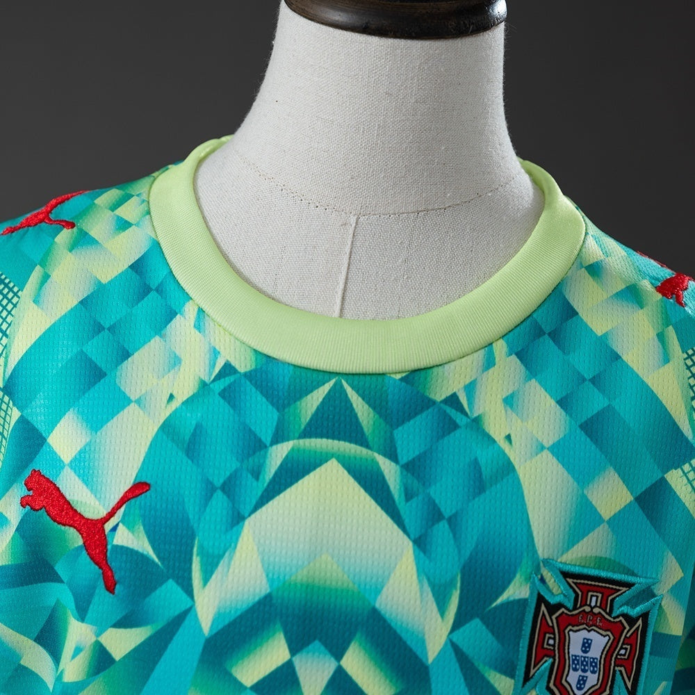 Kids Portugal Goalkeeper Jersey 2026 World Cup Football Kit product image 8