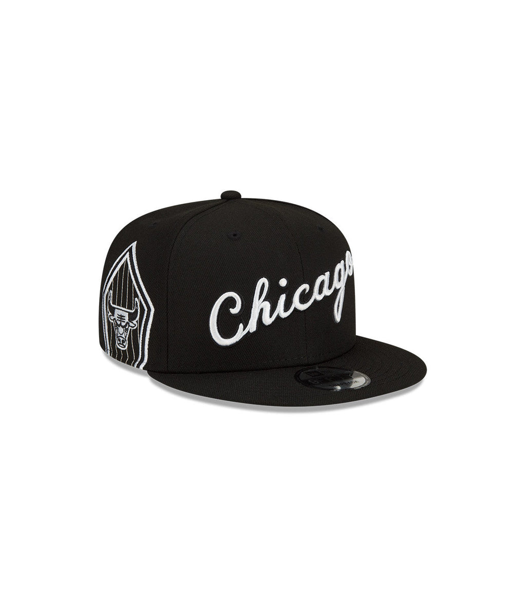 Chicago Bulls 2021-2022 City Edition Alternate Black New Era 9FIFTY Snapback Hat for Men product image 2, provided for