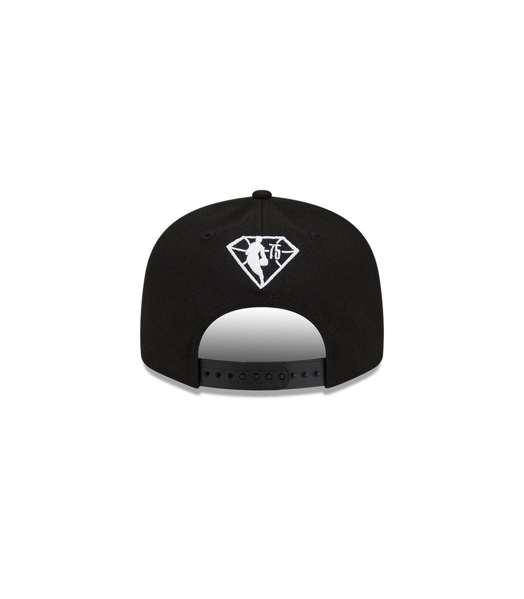 Chicago Bulls 2021-2022 City Edition Alternate Black New Era 9FIFTY Snapback Hat for Men product image 4, provided for