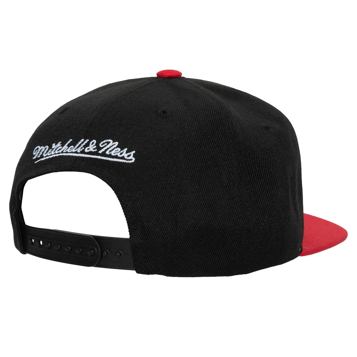 Philadelphia 76ers Mitchell & Ness 2 Tone Black and Red Low Big Face Hardwood Classics Snapback Hat for Men product image 2,