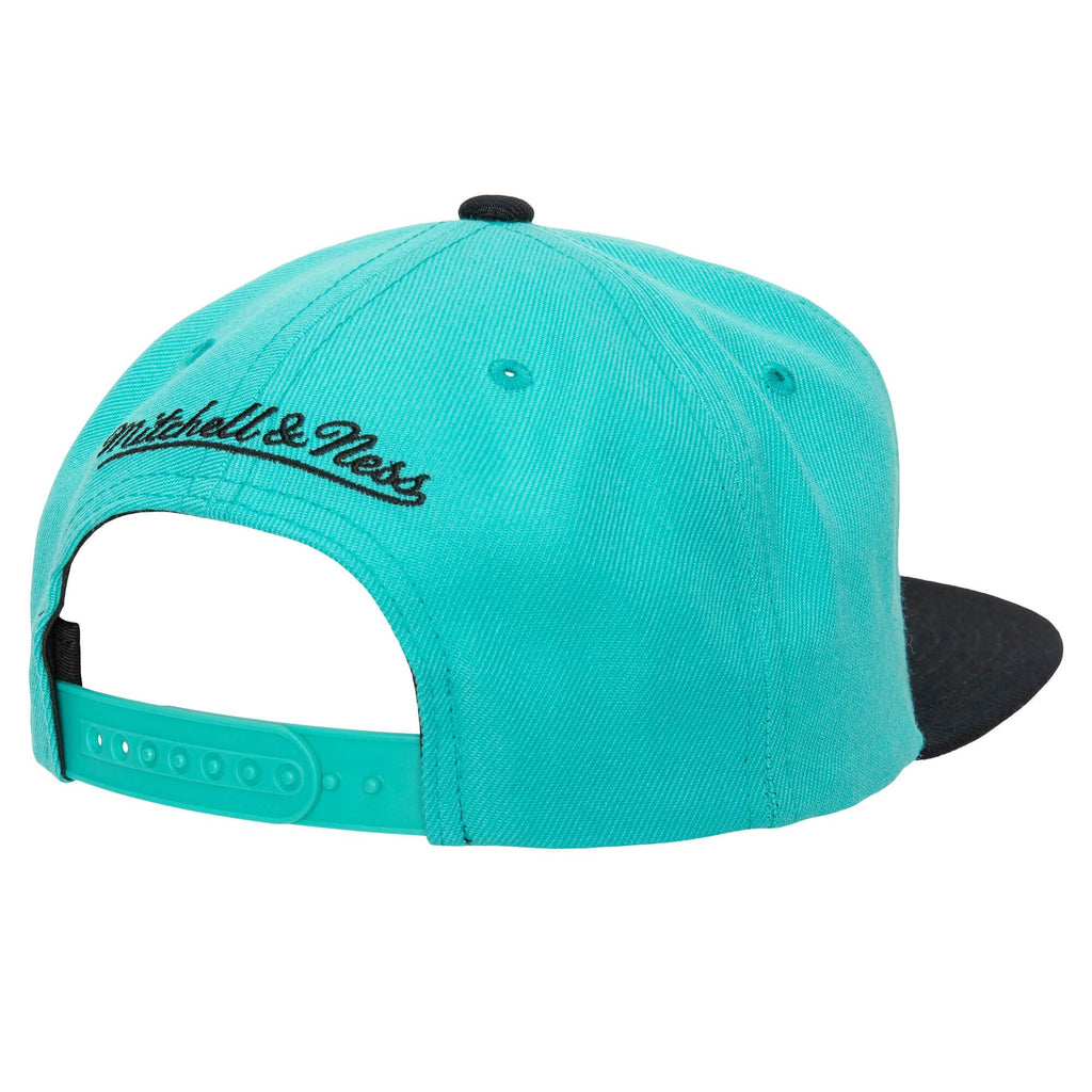 Mitchell & Ness San Antonio Spurs 2-Tone Teal 2.0 Adjustable Snapback Hat for Men product image 2, provided for visual