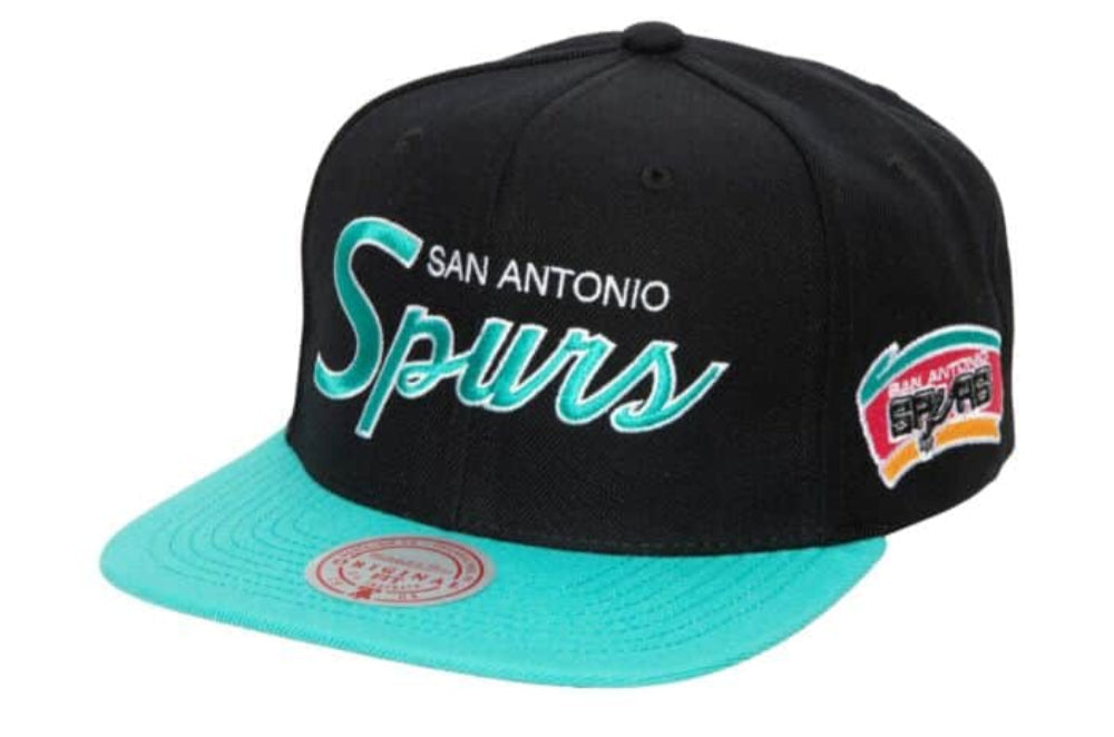 San Antonio Spurs HWC Team Script 2.0 Black Mitchell & Ness Snapback Hat product image 1, provided for visual reference and